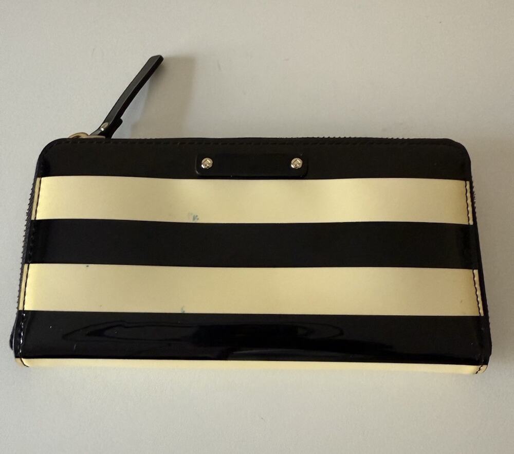 Kate Spade Penn Valley Neda Wallet Black Cream PVC Striped Zip Around Card Slot